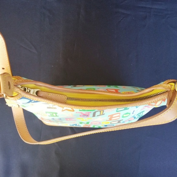 EUC Dooney & Bourke Light Blue/Multi Handbag - Picture 5 of 6